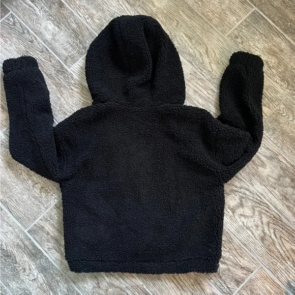 Gap Fit Women’s Sherpa Jacket, Black Zipper Closure, Size Small - Picture 4 of 10